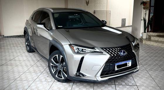 LEXUS UX 250h 2.0 VVT-I HYBRID DYNAMIC CVT